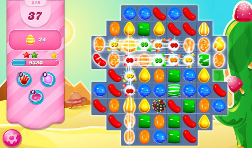 Candy Crush Saga MOD APK 1.277.2.1 (Mở Khóa)